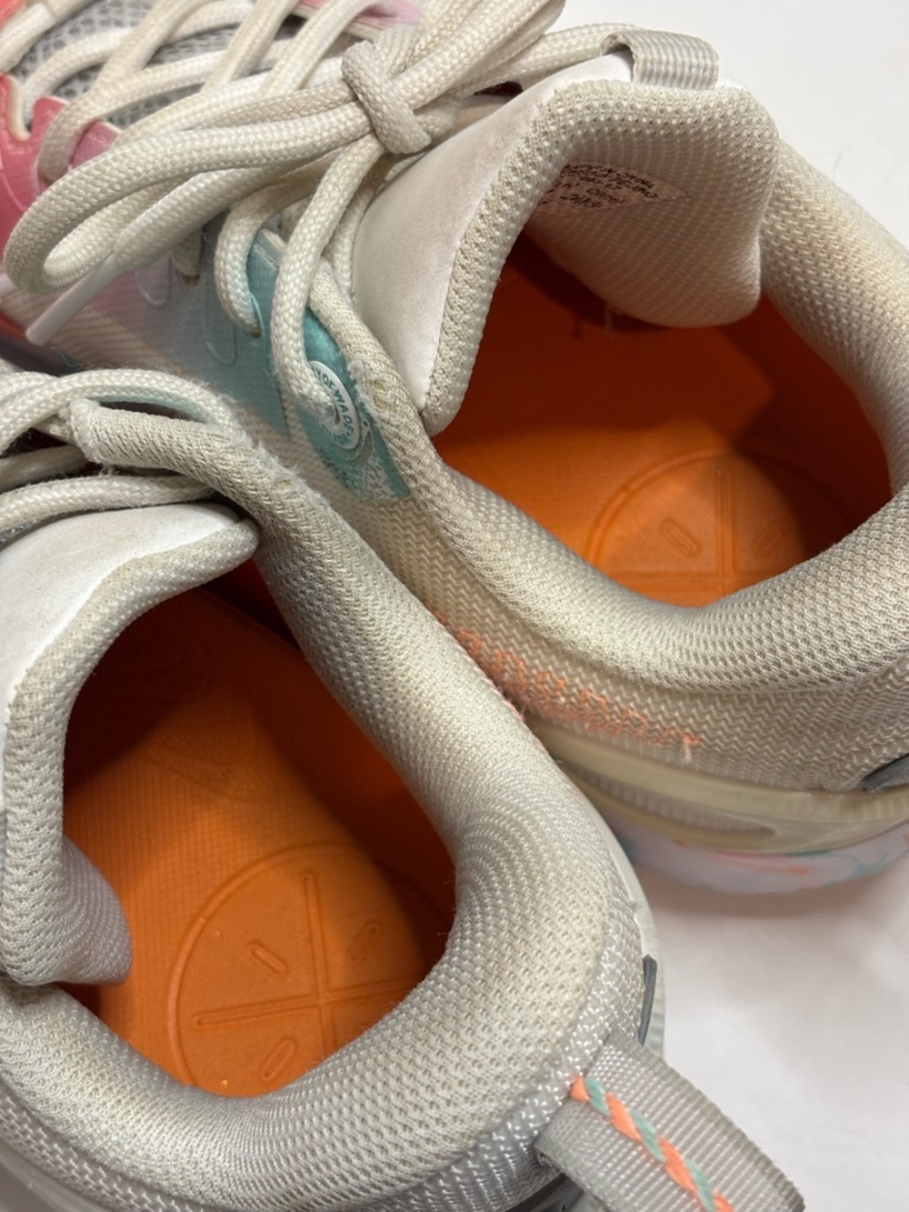 Li-Ning Way of Wade 808 3 Family Love Basketball Sneaker 6.5/39 - Picture 8 of 9